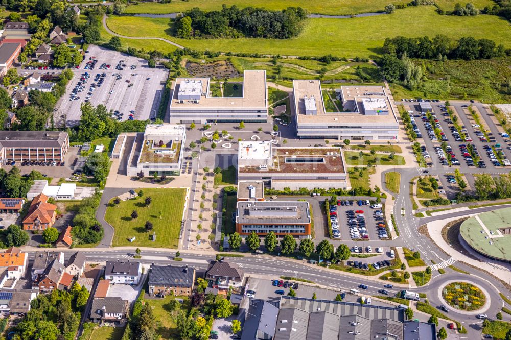 Lippstadt from above - Campus building of the Hochschule Hamm-Lippstadt on street Dr.-Arnold-Hueck-Strasse in Lippstadt in the state North Rhine-Westphalia, Germany