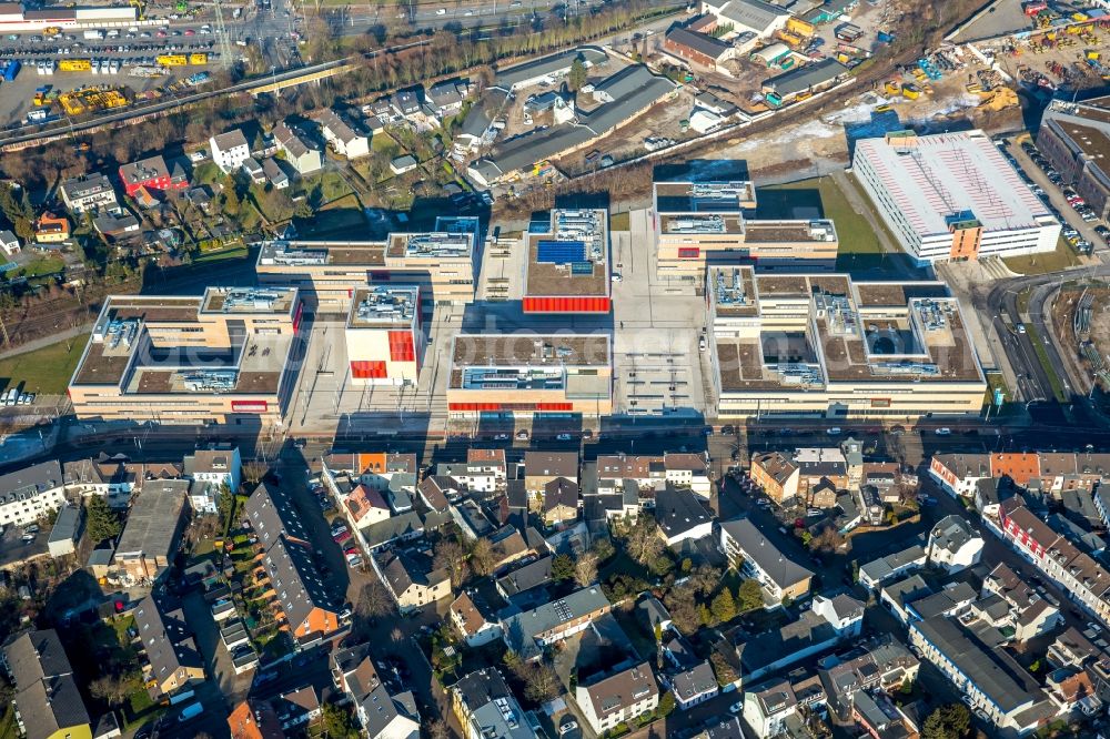 Mülheim an der Ruhr from the bird's eye view: Campus building of the university Hochschule Ruhr West - Campus Muelheim Duisburger Strasse in Muelheim on the Ruhr in the state North Rhine-Westphalia