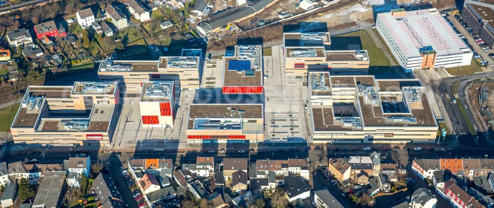 Aerial image Mülheim an der Ruhr - Campus building of the university Hochschule Ruhr West - Campus Muelheim Duisburger Strasse in Muelheim on the Ruhr in the state North Rhine-Westphalia