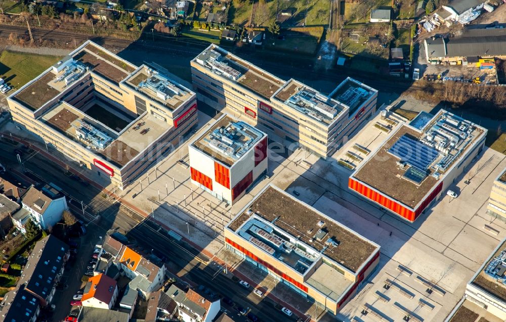 Aerial photograph Mülheim an der Ruhr - Campus building of the university Hochschule Ruhr West - Campus Muelheim Duisburger Strasse in Muelheim on the Ruhr in the state North Rhine-Westphalia