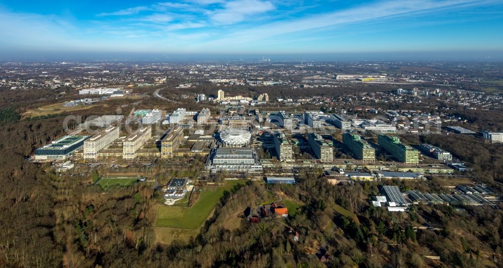 Aerial photograph Bochum - Campus building of the university Ruhr-Universitaet Bochum RUB on Ruhrhoehen in Bochum in the state North Rhine-Westphalia, Germany