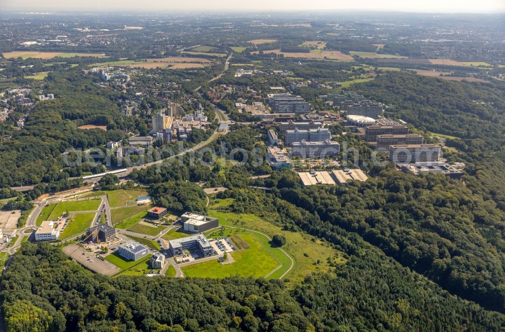 Aerial image Bochum - Campus building of the university Ruhr-Universitaet Bochum in of Universitaetsstrasse in Bochum in the state North Rhine-Westphalia, Germany. With a view of the Gesundheitscampus-Sued