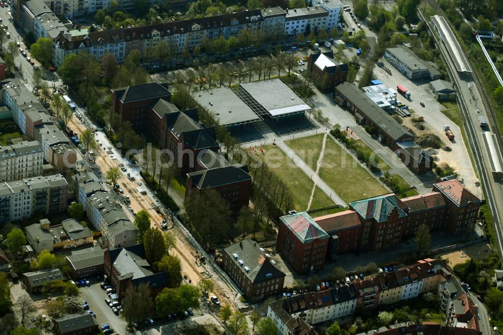 Aerial image Rostock - Campus building and grounds of the university on Ulmenstrasse in Rostock in the state Mecklenburg-West Pomerania, Germany