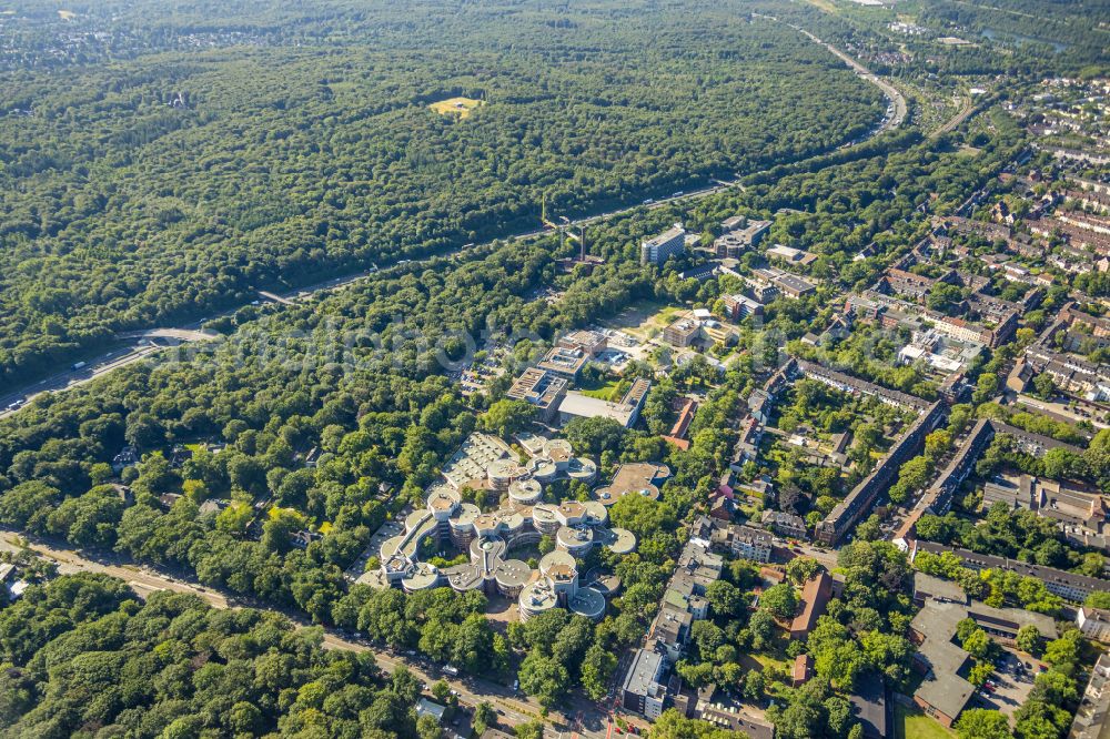 Aerial photograph Duisburg - Campus building of the university Universitaet Essen-Duisburg on street Lotharstrasse in the district Neudorf-Nord in Duisburg at Ruhrgebiet in the state North Rhine-Westphalia, Germany