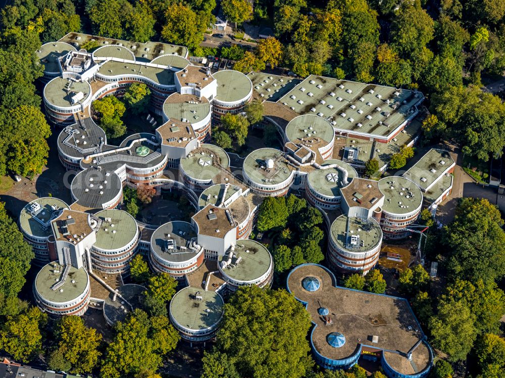 Aerial photograph Duisburg - Campus building of the university Universitaet Essen-Duisburg on street Lotharstrasse in the district Neudorf-Nord in Duisburg at Ruhrgebiet in the state North Rhine-Westphalia, Germany