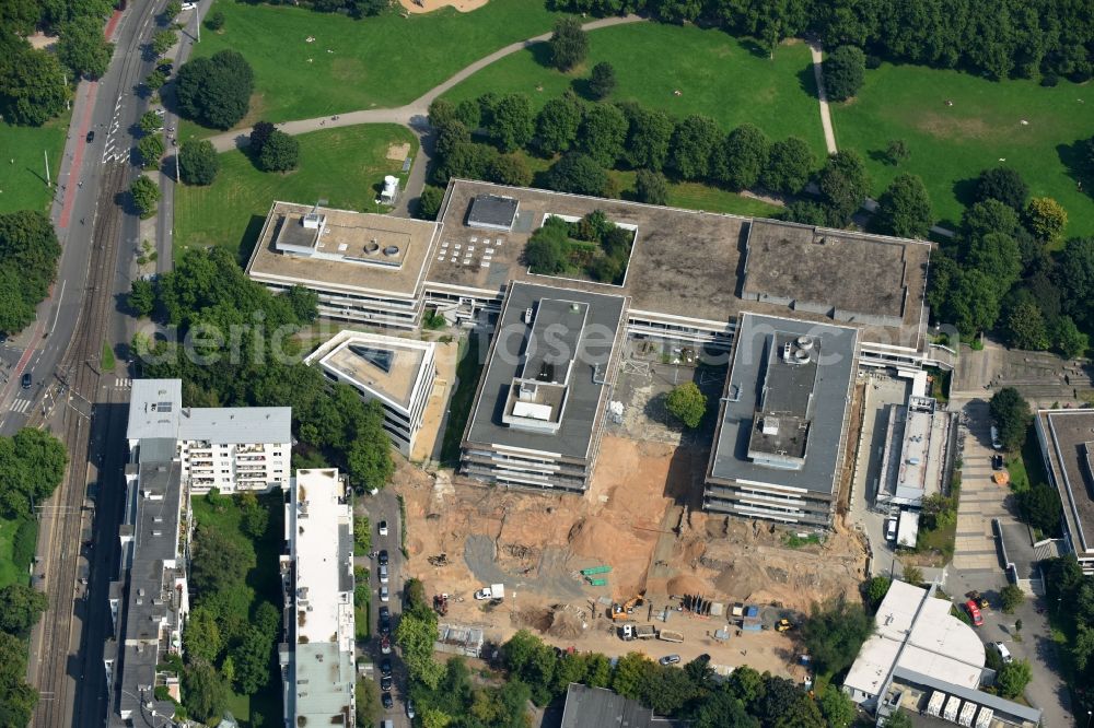 Aerial image Köln - Campus building of the university Universitaet zu Koeln - Geographisches Institut in the district Lindenthal in Cologne in the state North Rhine-Westphalia, Germany