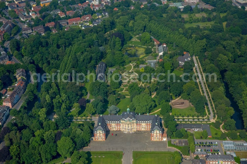 Aerial image Münster - Campus building of the university Westfaelische Wilhelms-Universitaet in Muenster in the state North Rhine-Westphalia