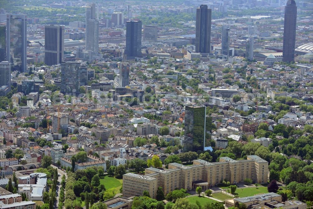 Frankfurt am Main from the bird's eye view: Campus grounds of the University Goethe-Universitaet in Frankfurt in the state Hesse