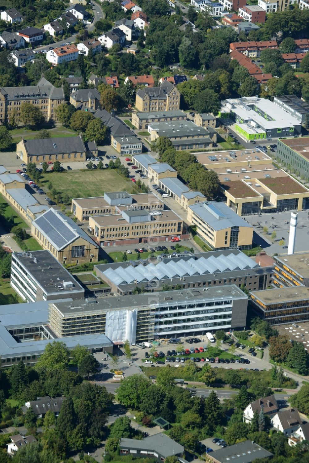 Aerial photograph Osnabrück - Campus building of the university of applied sciences in Osnabrueck in the state of Lower Saxony. The area is located in the Westerberg part of the town