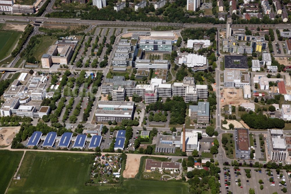 Mainz from above - Campus grounds of the University Johannes Gutenberg in Mainz in the state Rhineland-Palatinate at Ackermann-Weg