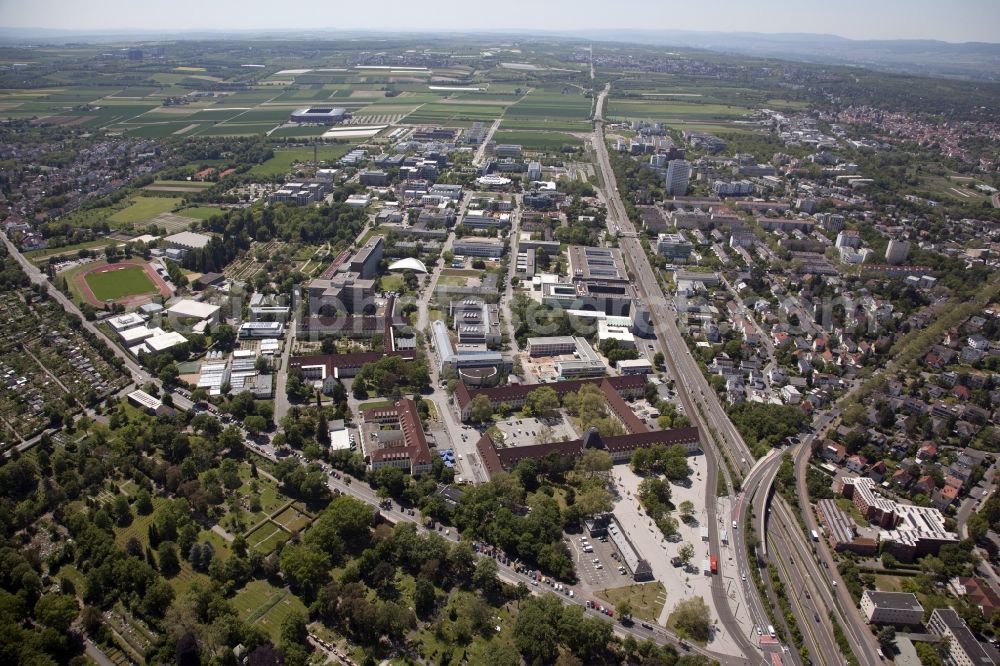 Mainz from the bird's eye view: Campus grounds of the University Johannes Gutenberg above Albert Schweitzer Strasse in Mainz in the state Rhineland-Palatinate