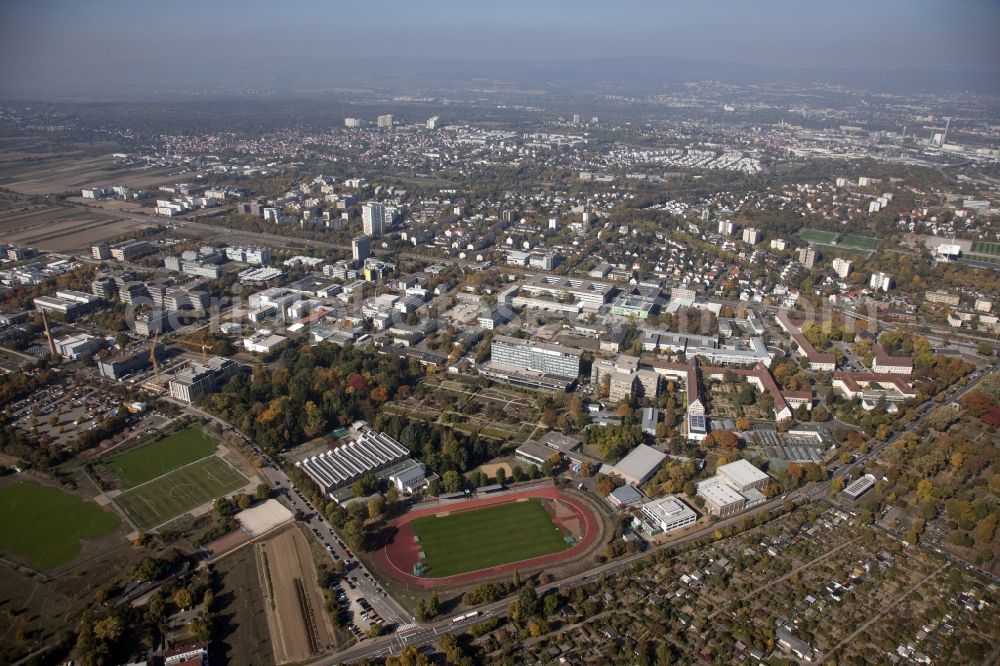 Aerial photograph Mainz - Campus grounds of the University Johannes Gutenberg in Mainz in the state Rhineland-Palatinate