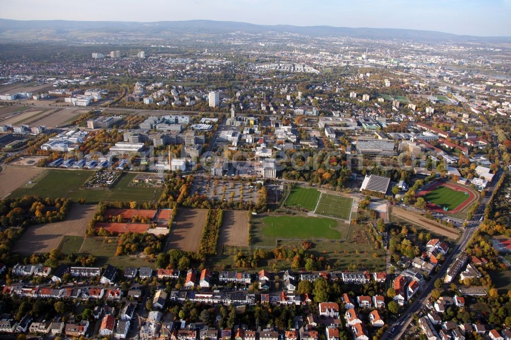 Aerial photograph Mainz - Campus grounds of the University Johannes Gutenberg in Mainz in the state Rhineland-Palatinate