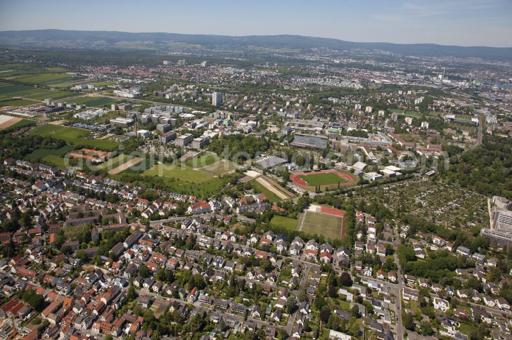 Mainz from above - Campus grounds of the University Johannes Gutenberg in Mainz in the state Rhineland-Palatinate