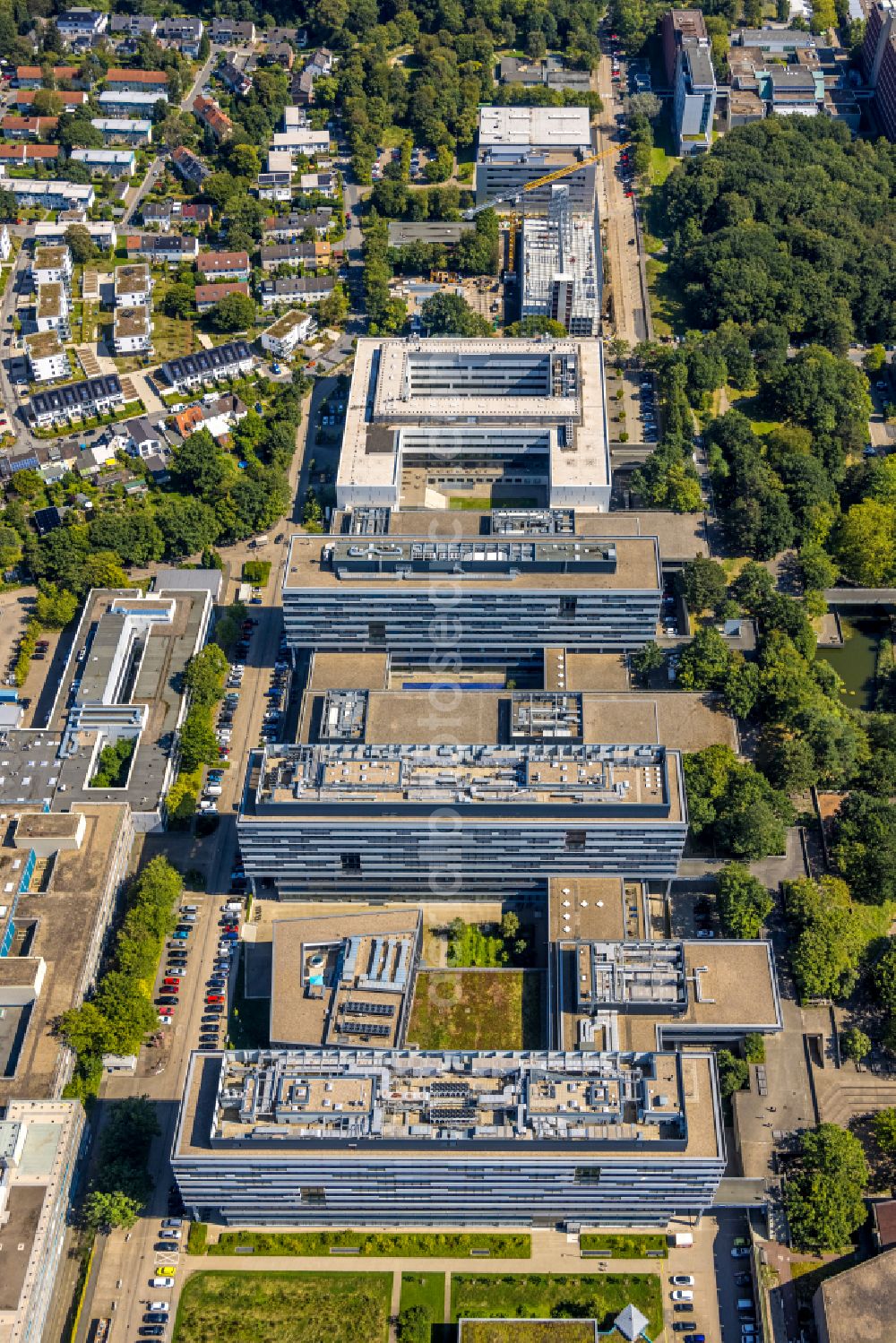 Bochum from the bird's eye view: Campus grounds of the university Ruhr-Universitaet Bochum RUB in the district Querenburg in Bochum at Ruhrgebiet in the state North Rhine-Westphalia, Germany