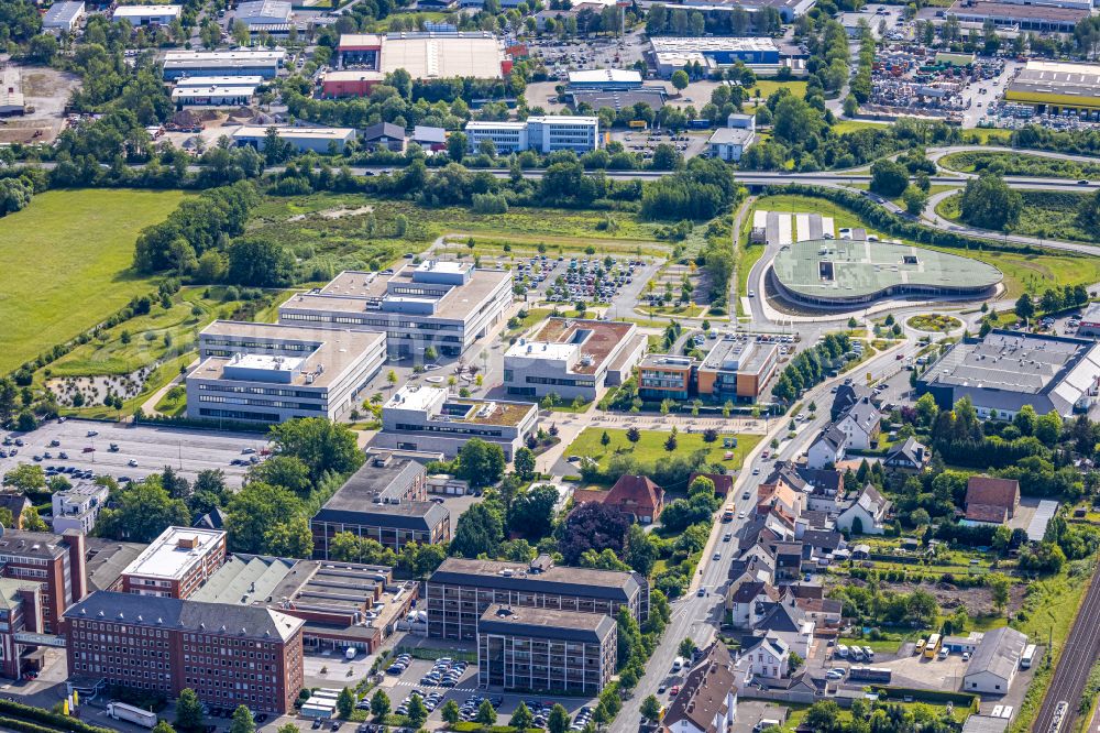 Aerial photograph Lippstadt - Campus of the Hochschule Hamm-Lippstadt on street Dr.-Arnold-Hueck-Strasse in Lippstadt in the state North Rhine-Westphalia, Germany