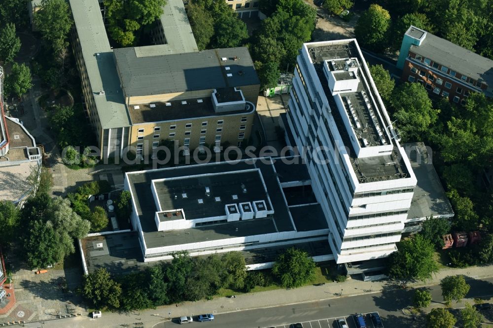 Aerial image Berlin - Campus University- area of Fachgebiet Technische Chemie dem Franz-Fischer-Bau on Strasse of 17. Juni in Berlin, Germany