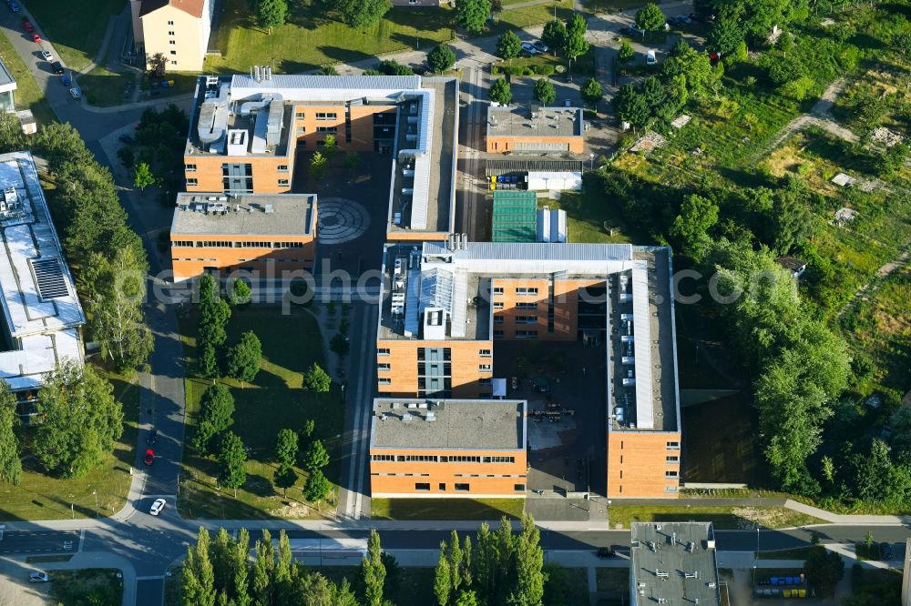 Aerial photograph Rostock - Campus University- area Institut fuer Chemie on Albert-Einstein-Strasse in Rostock in the state Mecklenburg - Western Pomerania, Germany