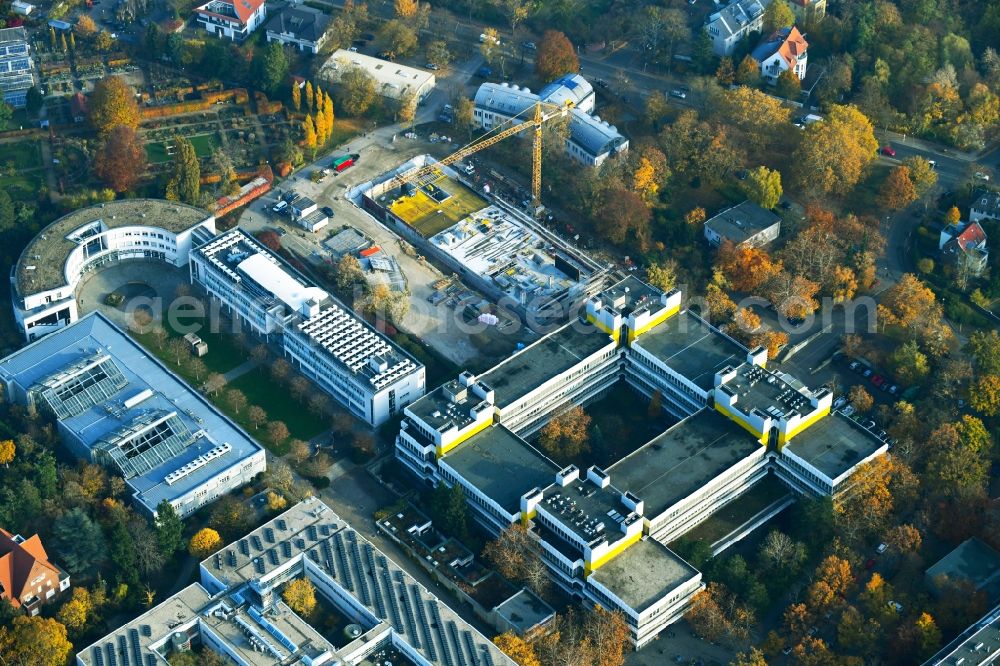 Aerial photograph Berlin - Campus university area with new construction site of Forschungsneubau SupraFAB of Freien Universitaet in Berlin, Germany