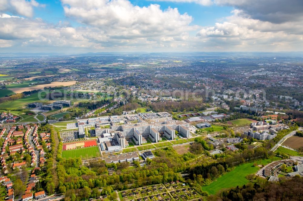 Bielefeld from the bird's eye view: Campus university area with new construction site Innovationszentrum on Morgenbreede in the district Schildesche in Bielefeld in the state North Rhine-Westphalia