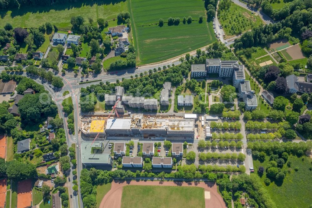 Bielefeld from the bird's eye view: Campus university area with new construction site Innovationszentrum on Morgenbreede in the district Schildesche in Bielefeld in the state North Rhine-Westphalia