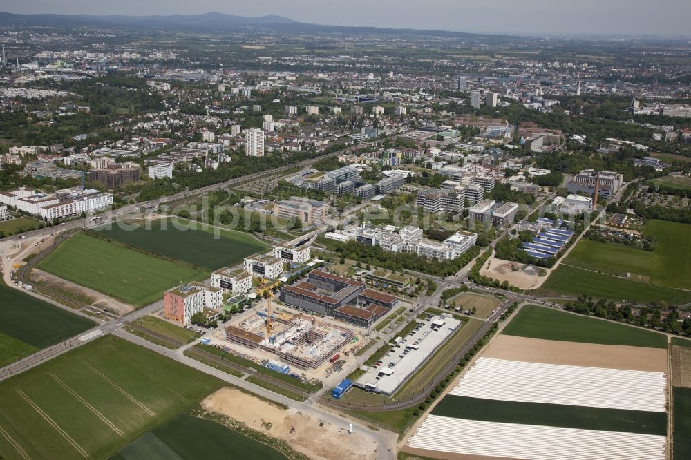 Aerial photograph Mainz - Campus university area with new construction site of Johannes-Gutenberg- Universitaet in the district Bretzenheim in Mainz in the state Rhineland-Palatinate, Germany