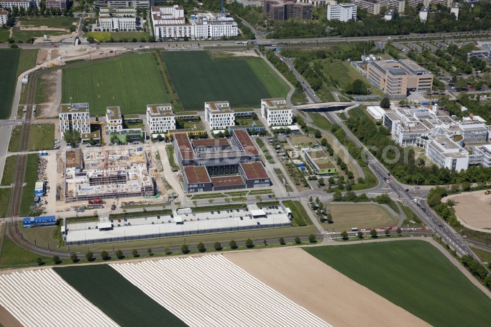 Mainz from above - Campus university area with new construction site of Johannes-Gutenberg- Universitaet in the district Bretzenheim in Mainz in the state Rhineland-Palatinate, Germany