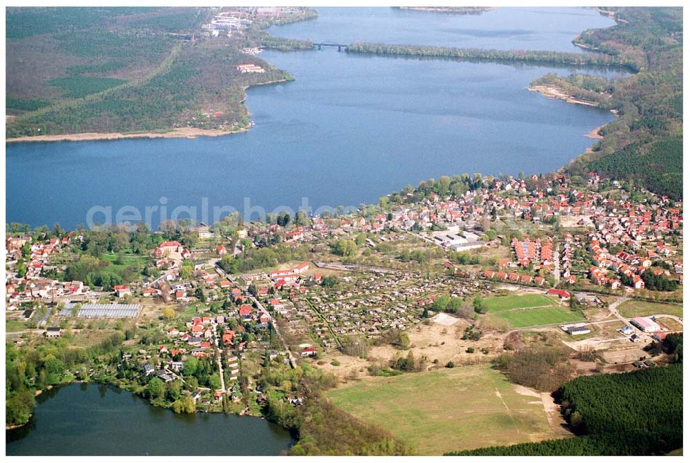 Caputh from the bird's eye view: Ortsansicht von Caputh am Schielowsee/Templiner See