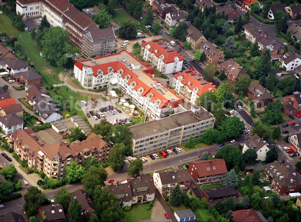 Aerial image Hürth - Building of the retirement center Caritas-Seniorenzentrum Huerth St. Anna on Rosellstrasse in the district Hermuelheim in Huerth in the state North Rhine-Westphalia, Germany