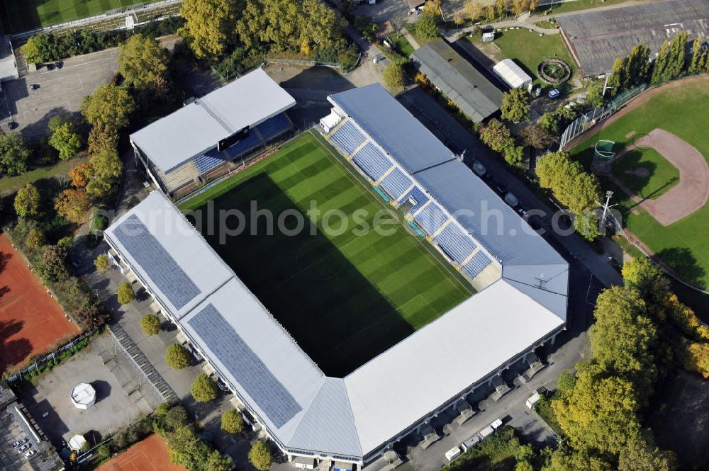 Mannheim from the bird's eye view: Blick auf das Carl-Benz Stadion im Bezirk Oststadt in Mannheim. Das Stadion wurde 1994 eröffnet und nach dem Automobilbauer Carl Benz benannt, der in Mannheim seine Werkstatt hatte. View to the Carl-Benz stadium in the district Oststadt of Mannheim, wich was built in 1994.