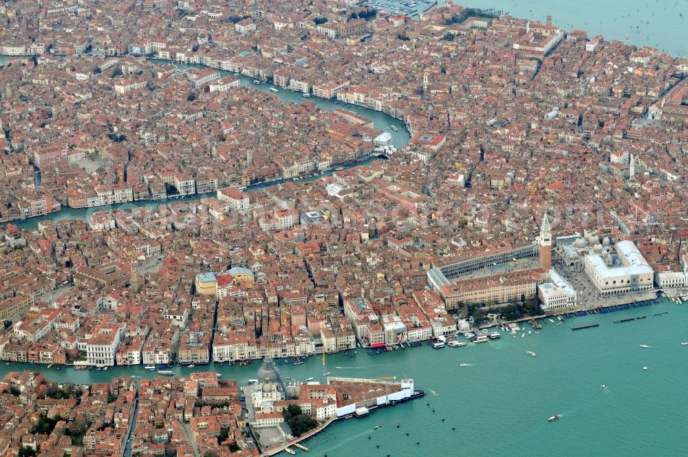 Venedig from above - View of the Centro Storico of Venice in the homonymous province in Italy