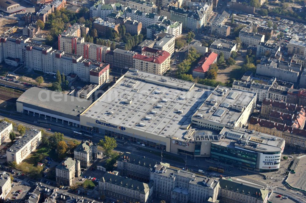 Aerial image Warschau - Das Einkaufszentrum Centrum Handlowe Wilenska in Warschau hat eine transparente Kuppel durch welches Tageslicht einfällt. The Centrum Handlowe Wilenska in Warsaw. It has a dome of glass. warszawa-wilenska.pl