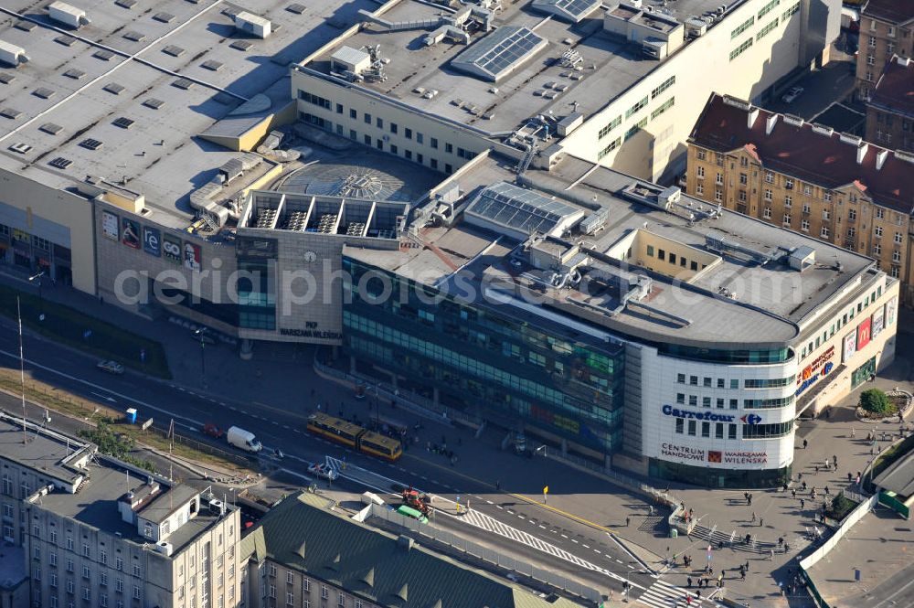 Aerial photograph Warschau - Das Einkaufszentrum Centrum Handlowe Wilenska in Warschau hat eine transparente Kuppel durch welches Tageslicht einfällt. The Centrum Handlowe Wilenska in Warsaw. It has a dome of glass. warszawa-wilenska.pl