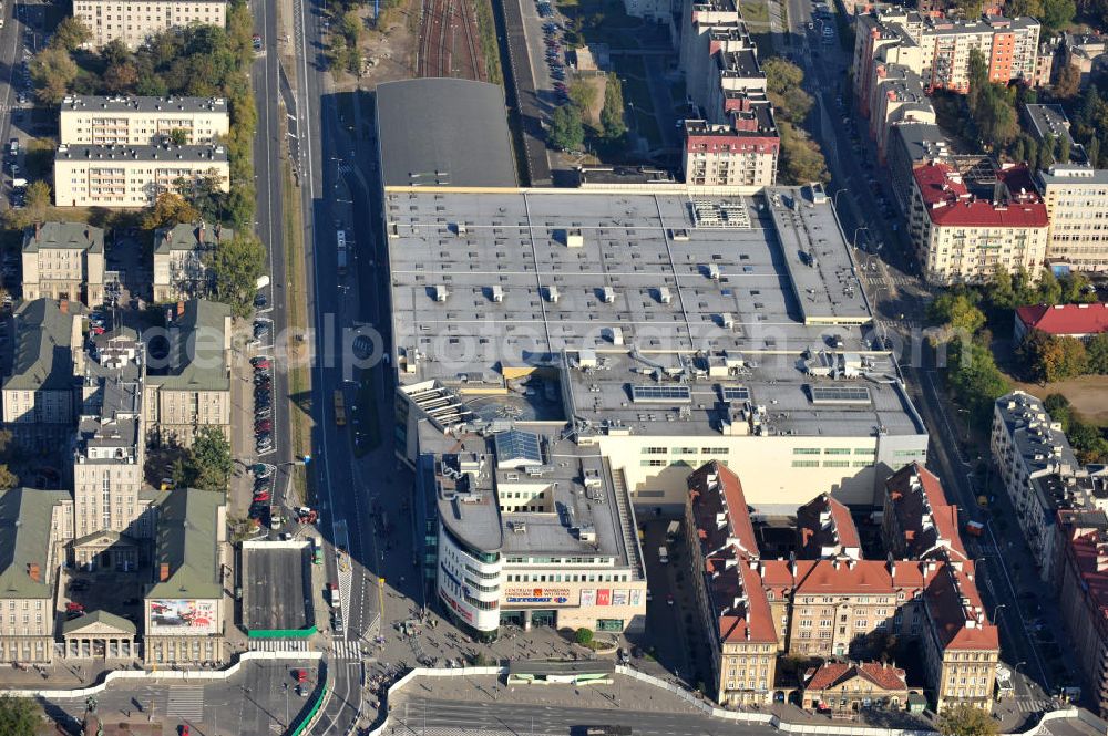 Aerial image Warschau - Das Einkaufszentrum Centrum Handlowe Wilenska in Warschau hat eine transparente Kuppel durch welches Tageslicht einfällt. The Centrum Handlowe Wilenska in Warsaw. It has a dome of glass. warszawa-wilenska.pl