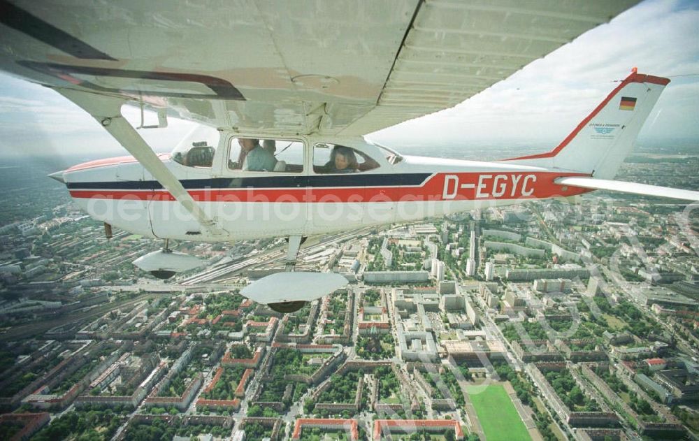 Aerial photograph Berlin - Lichtenberg - Cessna 172 bei einem Rundflug über Berlin.