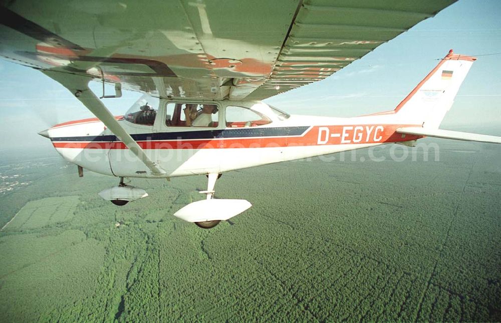 Aerial image Brand / BRB - Cessna 172 D-EGYC bei einem Luftbildflug über dem Bereich Brand in Brandenburg