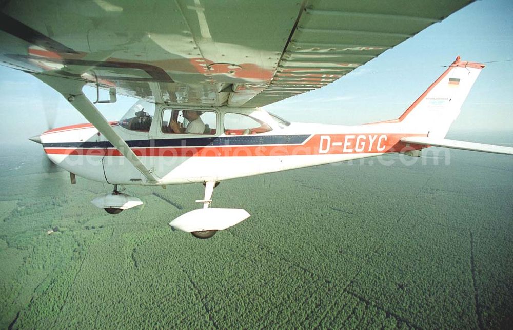 Aerial image Brand / BRB - Cessna 172 D-EGYC bei einem Luftbildflug über dem Bereich Brand in Brandenburg