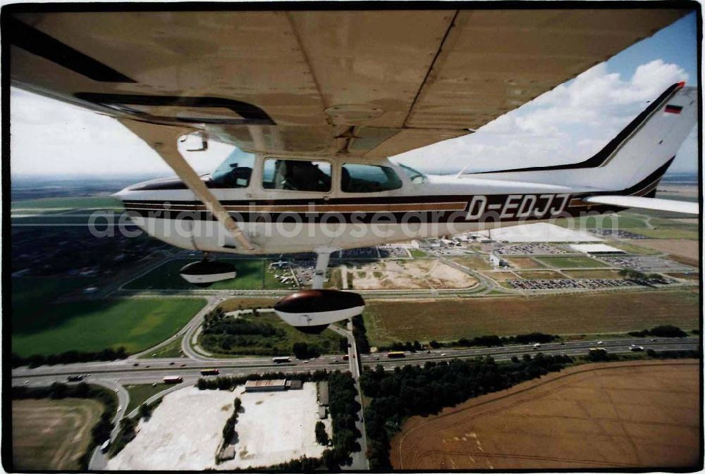 Aerial image Leipzig - Cessna 172 auf einem Überlandflug am Leipziger Flughafen