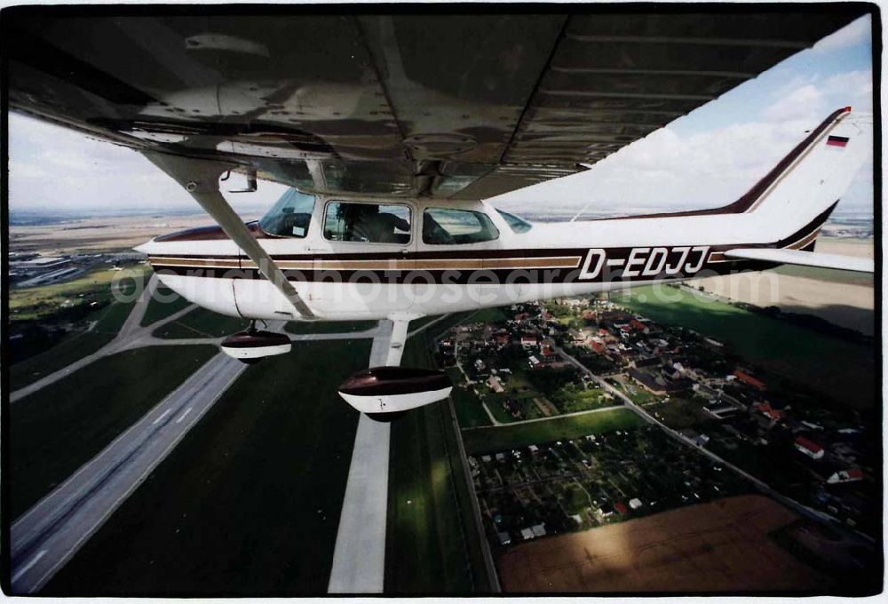 Aerial photograph Leipzig - Cessna 172 auf einem Überlandflug am Leipziger Flughafen