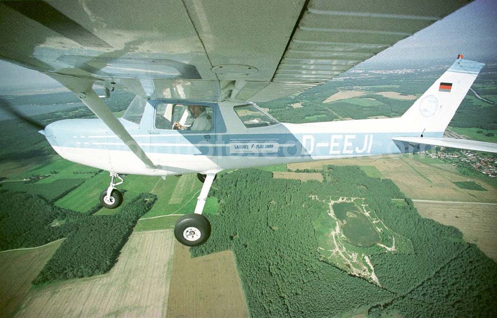 Aerial photograph Neuhausen bei Cottbus - Cessna 150 der Lausitz-Flug Gmbh beim Flug über Neuhausen.