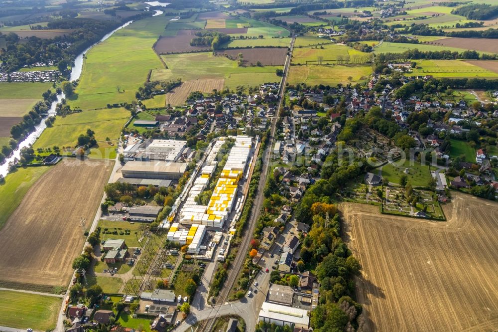 Fröndenberg/Ruhr from the bird's eye view: Building and production halls on the premises of of C.G. Containerbau Gerbracht GmbH on Ohlweg in the district Dellwig in Froendenberg/Ruhr in the state North Rhine-Westphalia, Germany