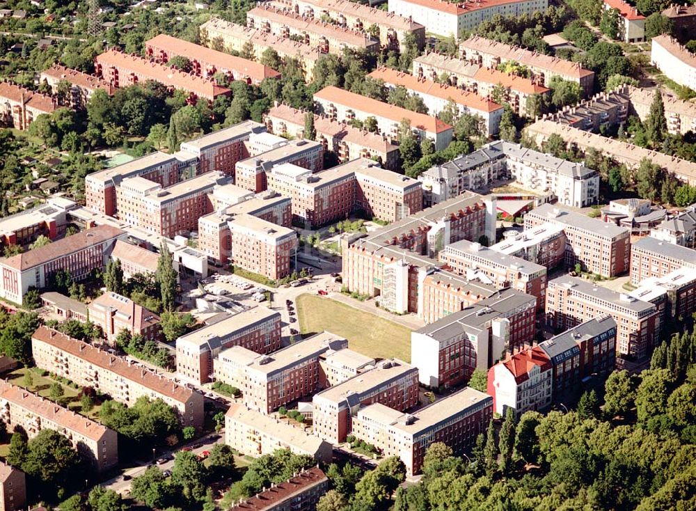 Aerial photograph Berlin - Pankow - Charitas-Kilnik Maria Heimsuchung Pankow Breite Str. 46/47, 13187 Berlin. Datm: 14.07.03