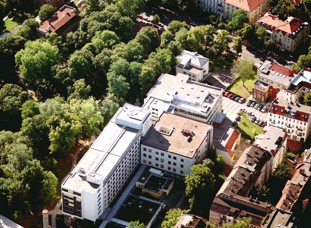 Aerial photograph Berlin - Pankow - Charitas-Kilnik Maria Heimsuchung Pankow Breite Str. 46/47, 13187 Berlin. Datm: 14.07.03