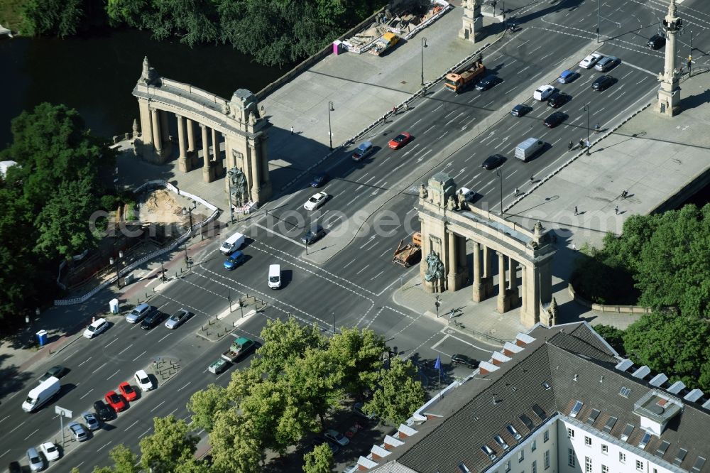 Berlin from above - Attraction and tourist attraction of the historical monument Charlottenburg Gate on the Strasse des 17. Juni in Berlin