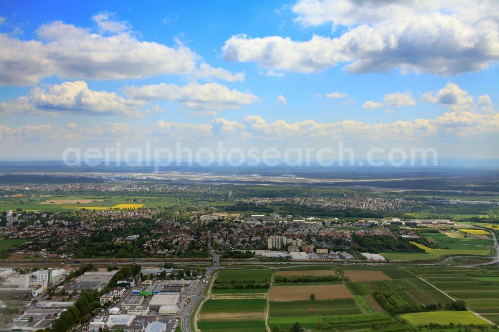 Frankfurt am Main from the bird's eye view: Chemical and Hoechst Industrial Park in Frankfurt am Main in Hesse