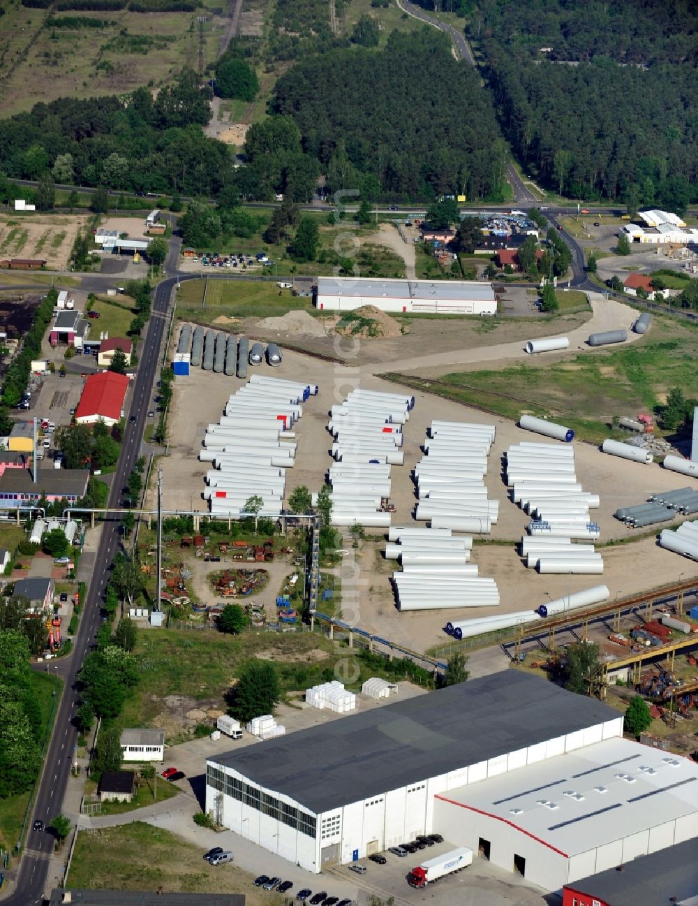 Aerial image Fürstenwalde - Company grounds of the Chemie- und Tankanlagenbau REUTHER Company in Fuerstenwalde in the state Brandenburg