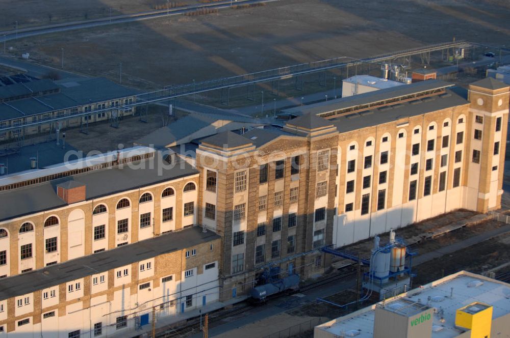 Aerial image Bitterfeld - Gebäude auf dem Gelände des Chemiepark, der ehemaligen IG Farben, in Bitterfeld-Wolfen in Sachsen-Anhalt. Building at the chemistry park in Bitterfeld-Wolfen in Saxony-Anhalt.