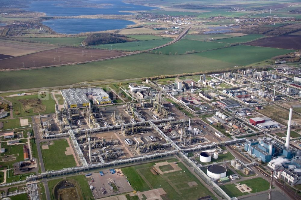 Leuna from the bird's eye view: View onto the business premises of the multinational oil and gas company TOTAL in Leuna in the state Saxony-Anhalt