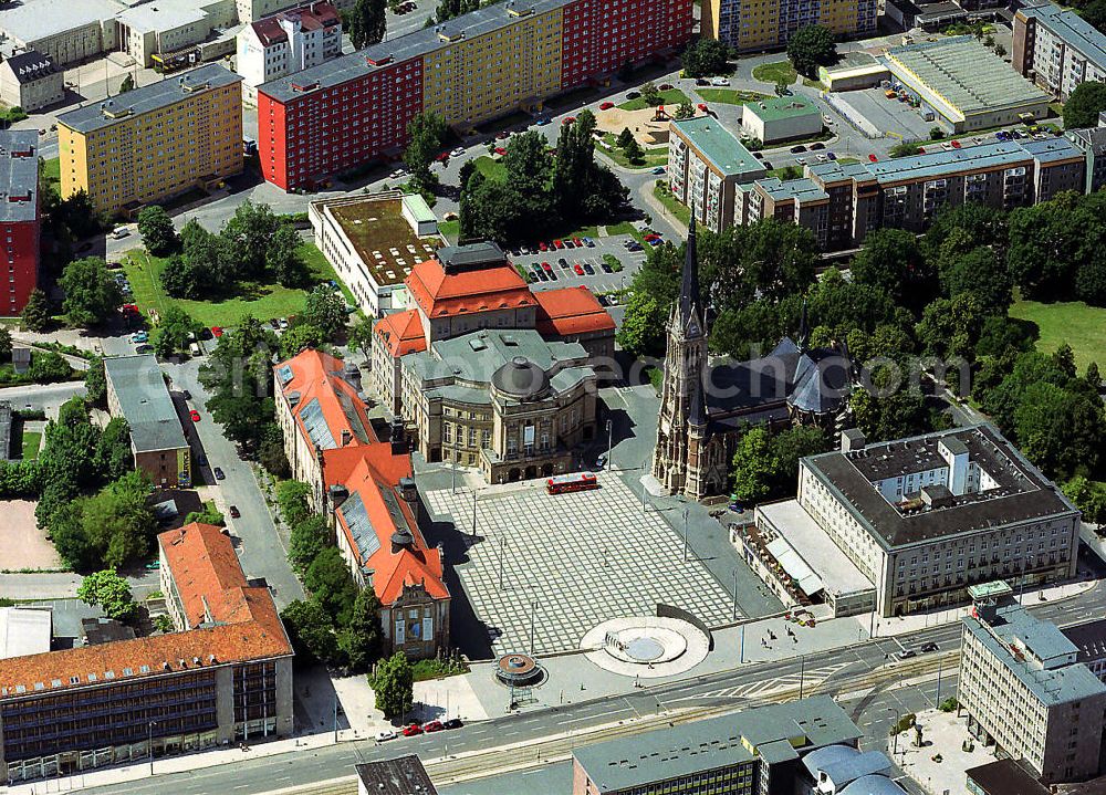 Aerial image Chemnitz - Blick auf die Chemnitzer Innenstadt am Opernplatz mit dem Opernhaus Chemnitz, der Petrikirche am Schillerplatz. Links im Bild das König-Albert-Museum (Kunstsammlungen Chemnitz) an der Straße der Nationen. View of the Chemnitz Opera House downtown at the Chemnitz Opera House, St. Peter's Church at Schiller Place. On the left the Royal Albert Museum (Chemnitz Art Gallery) on the road of nations.