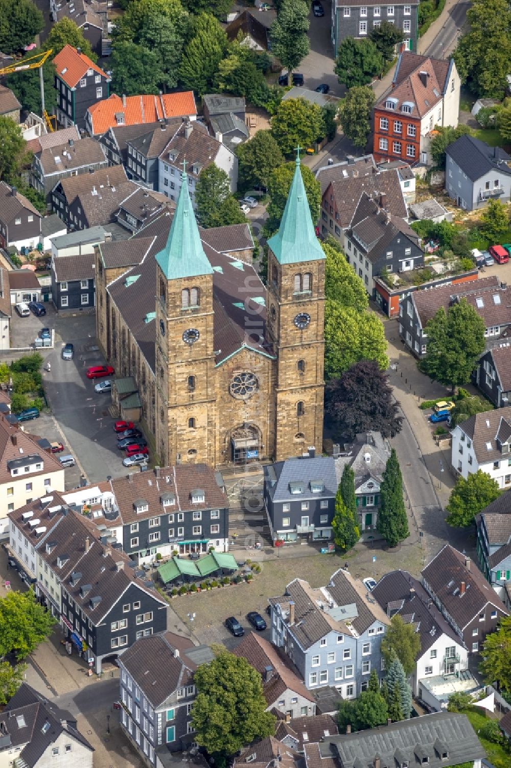 Schwelm from the bird's eye view: Christ Church on Church Square in Schwelm in the state of North Rhine-Westphalia